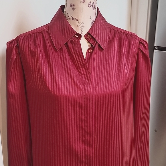 VTG | St John Tonal Striped Blouse In Cranberry - Picture 4 of 11